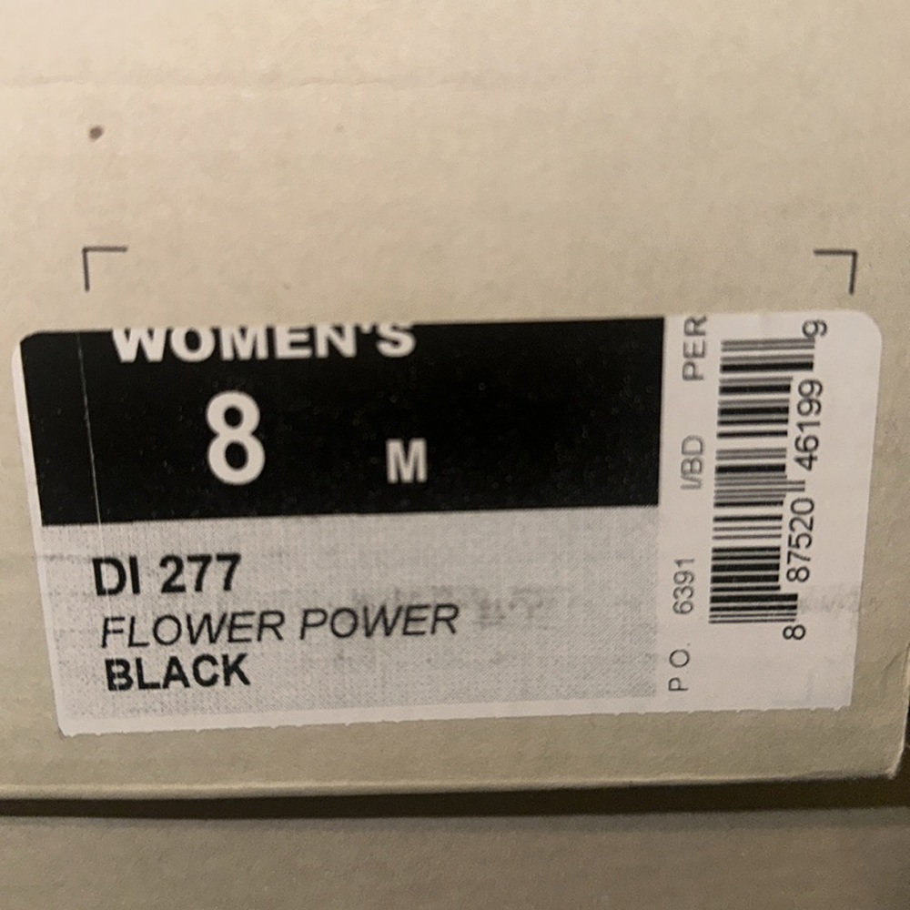 Dingo Black Floral Embroidered Heeled Boots - Picture 7 of 7